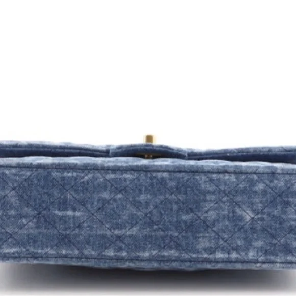 Quilted Blue Denim Shoulder Bag - Picture 3 of 6